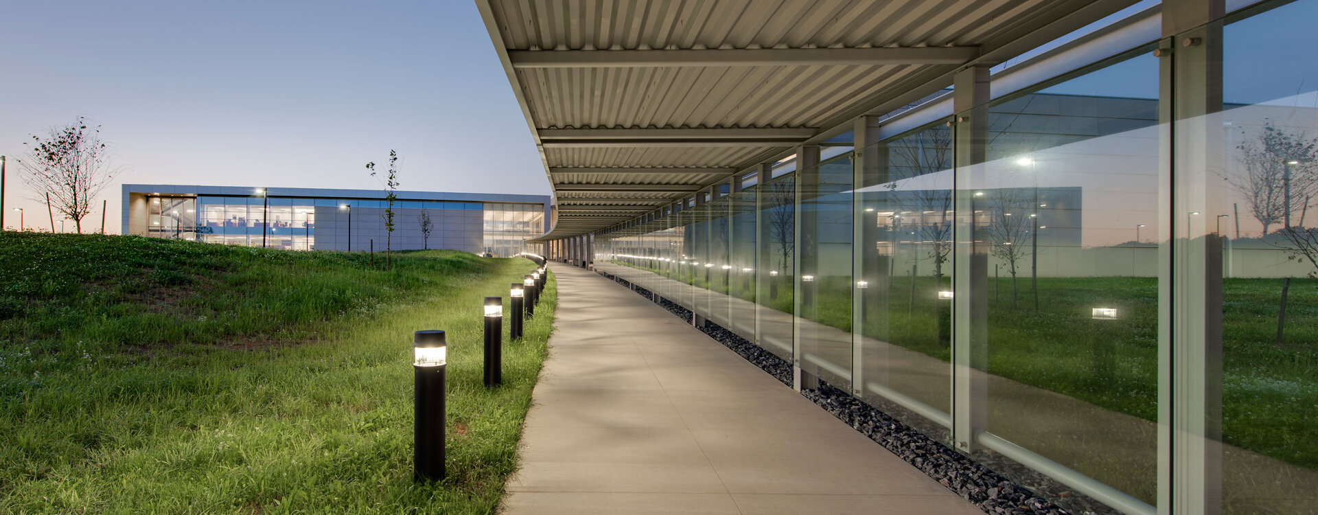 Proj DataCenters SSA Hero 1a