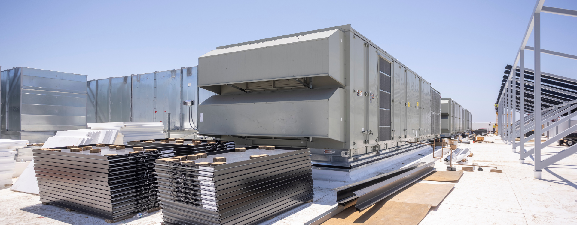 This image shows an air handling unit, which is an essential part of HVAC maintenance services for healthy buildings. Southland's service and maintenance plans can include work on AHUs.